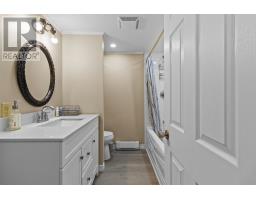 133 Smallwood Drive thumbnail 25