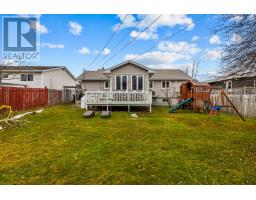 133 Smallwood Drive thumbnail 28