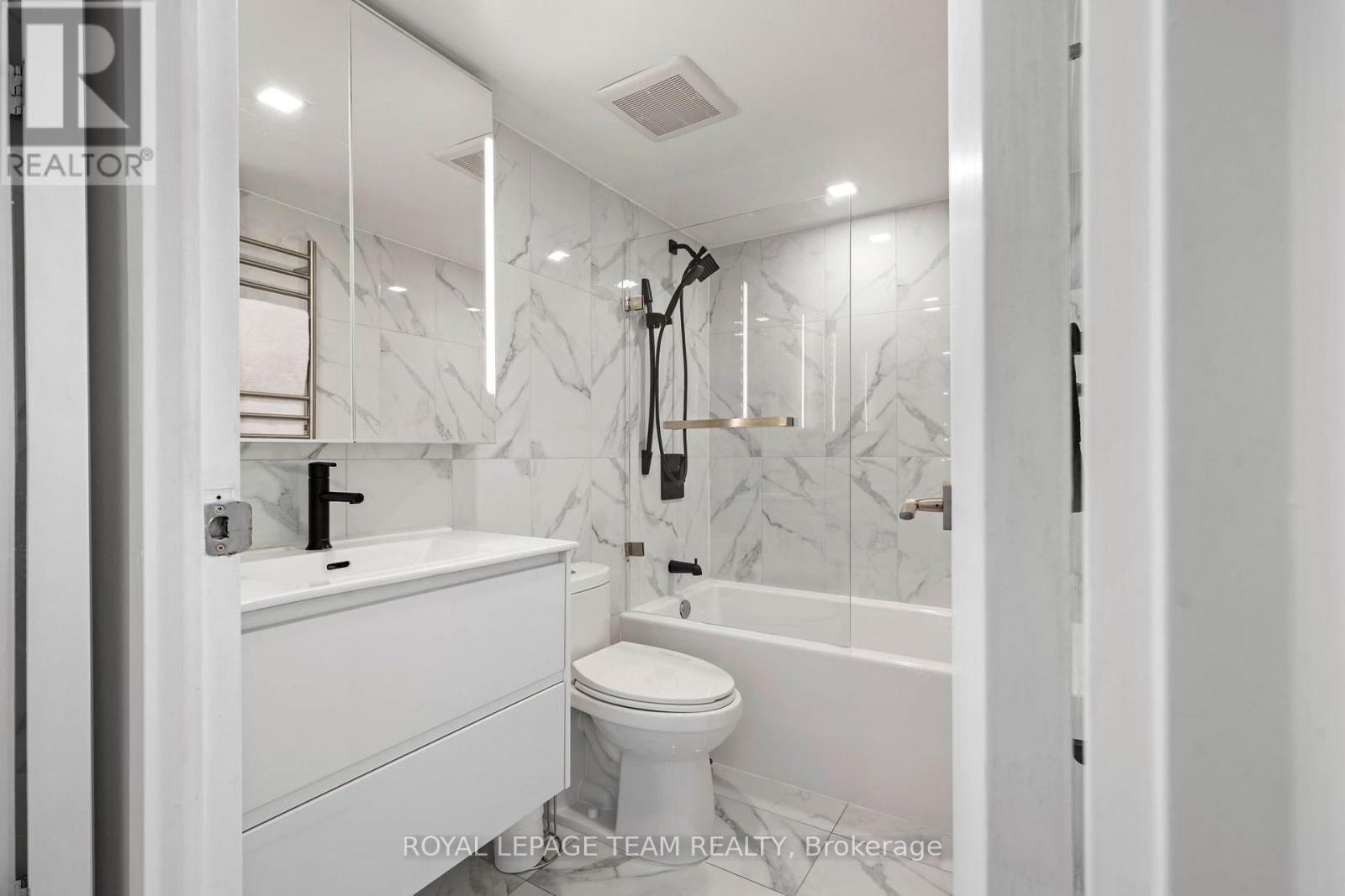 #901 40 LANDRY STREET - 27