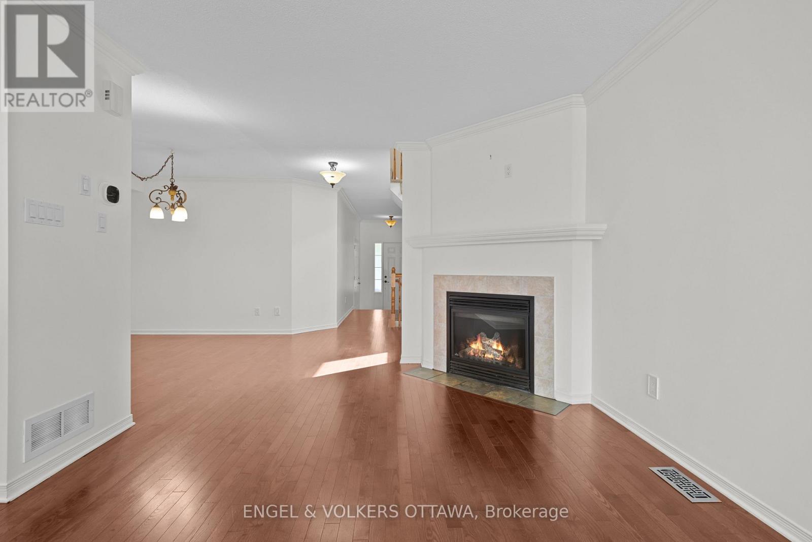 789 COBBLE HILL DRIVE - 11