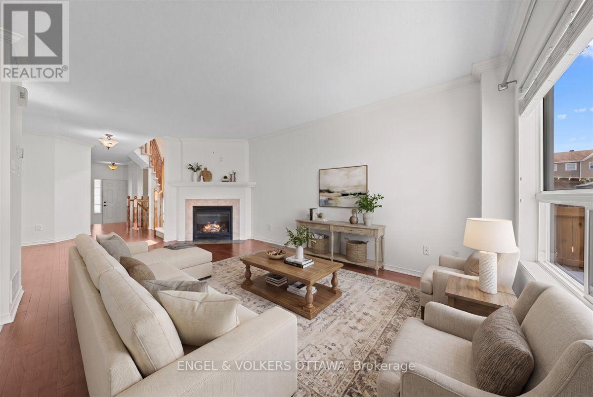 789 COBBLE HILL DRIVE - 12