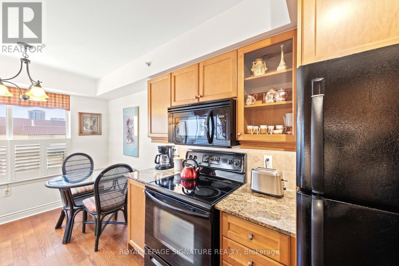 #508 12 REAN DRIVE - Image 20