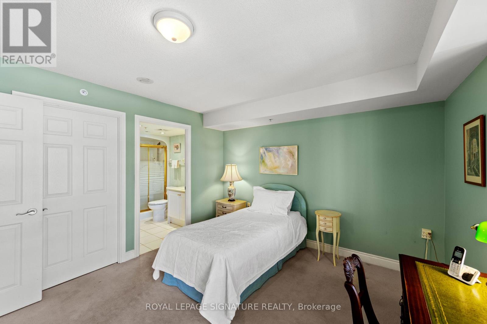 #508 12 REAN DRIVE - Image 24