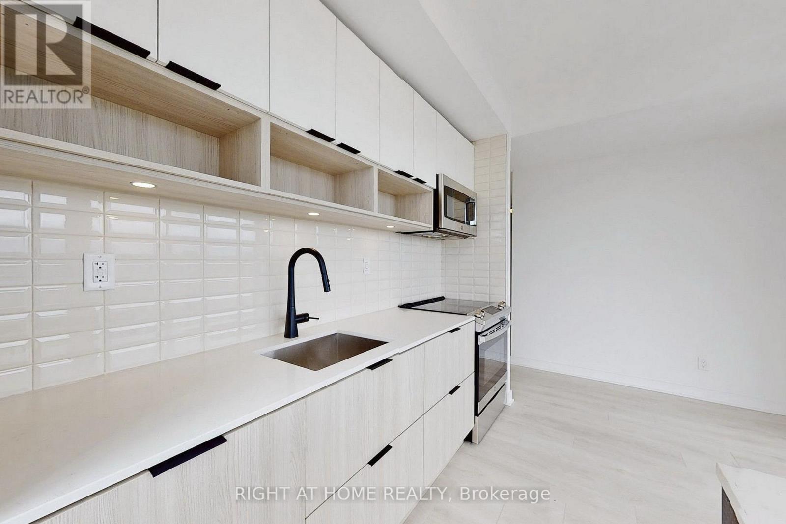 #S546 180 MILLS STREET - 10