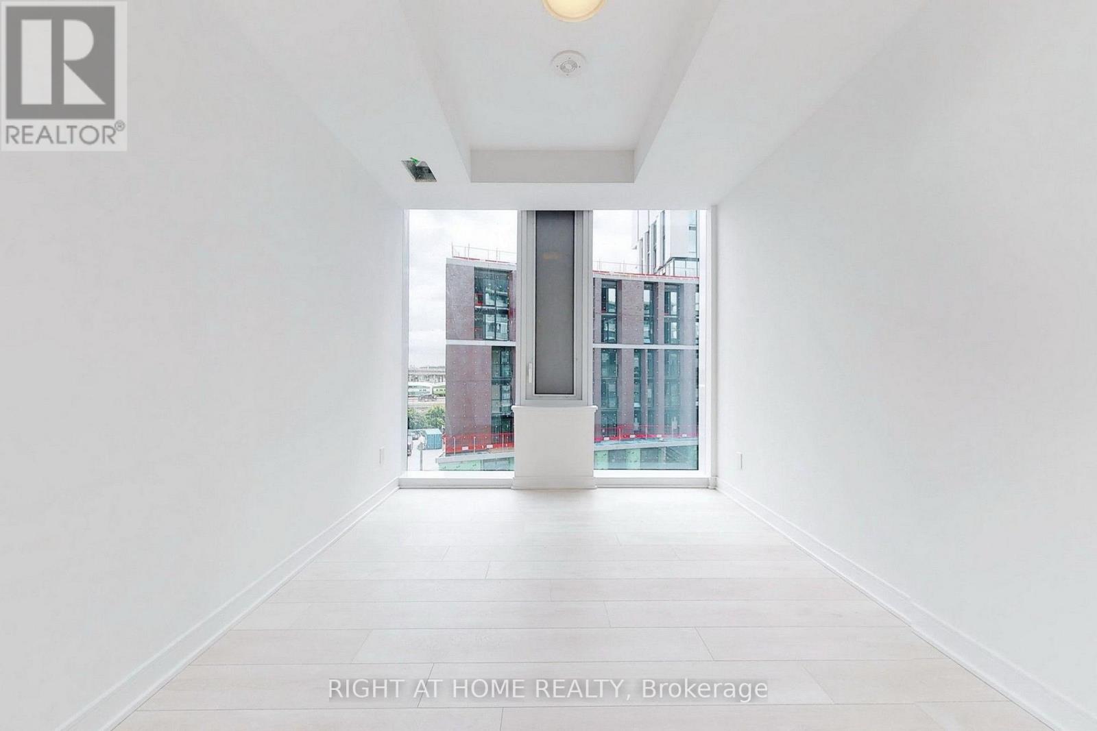 #S546 180 MILLS STREET - 15
