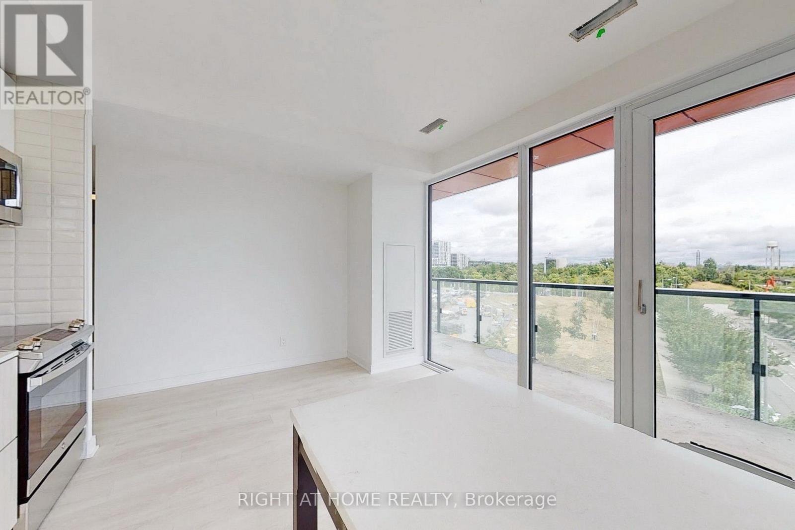 #S546 180 MILLS STREET - Image 7