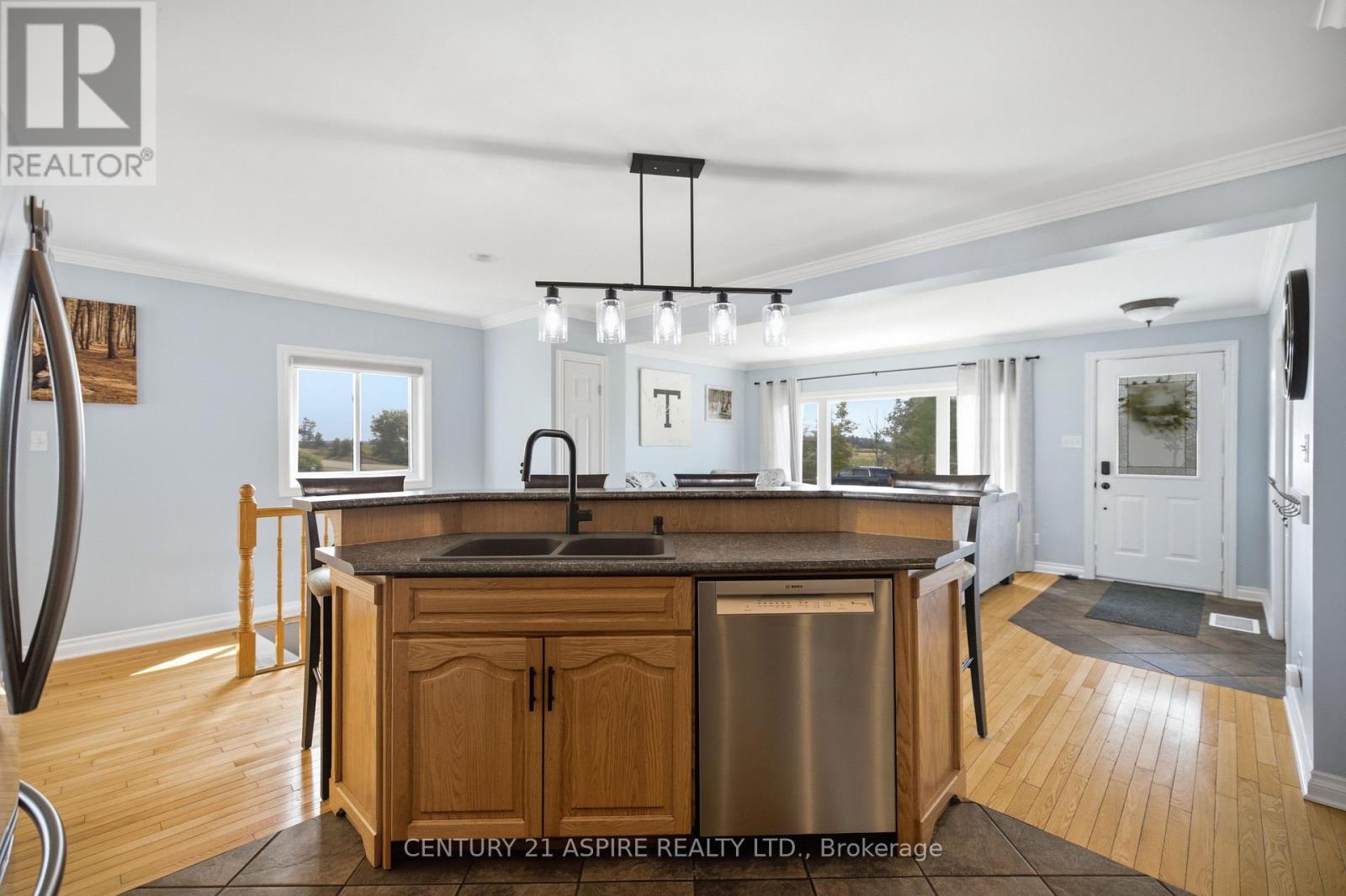 336 WITT ROAD - Image 13