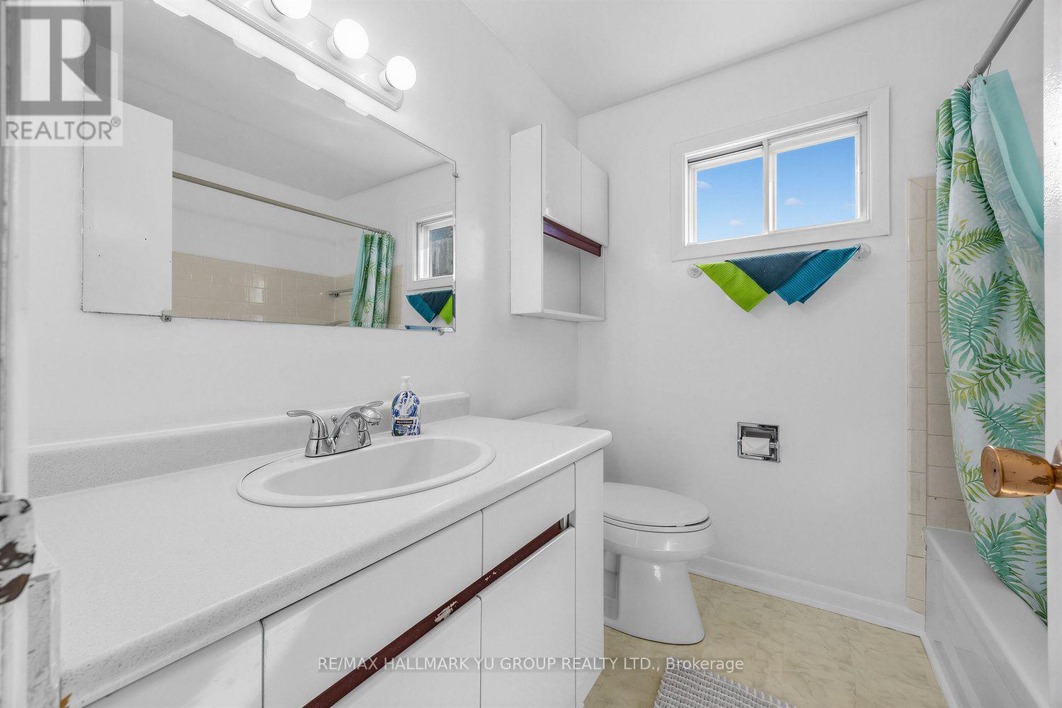 9 FOREGATE AVENUE - 13