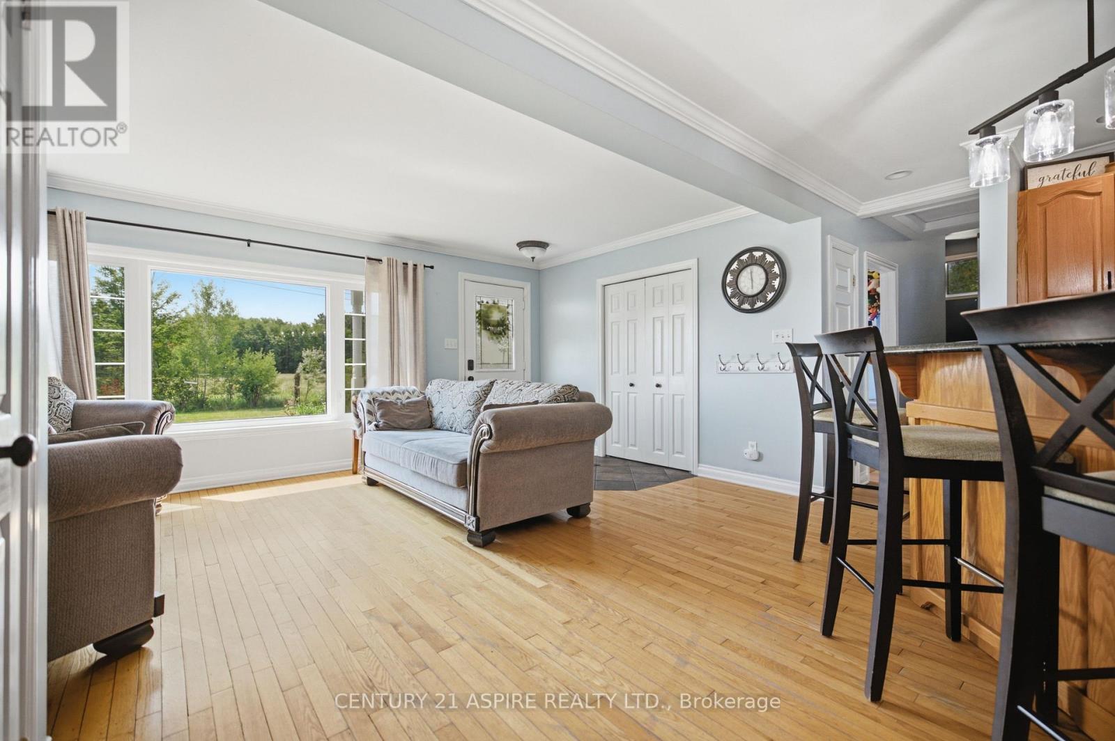336 WITT ROAD - Image 5