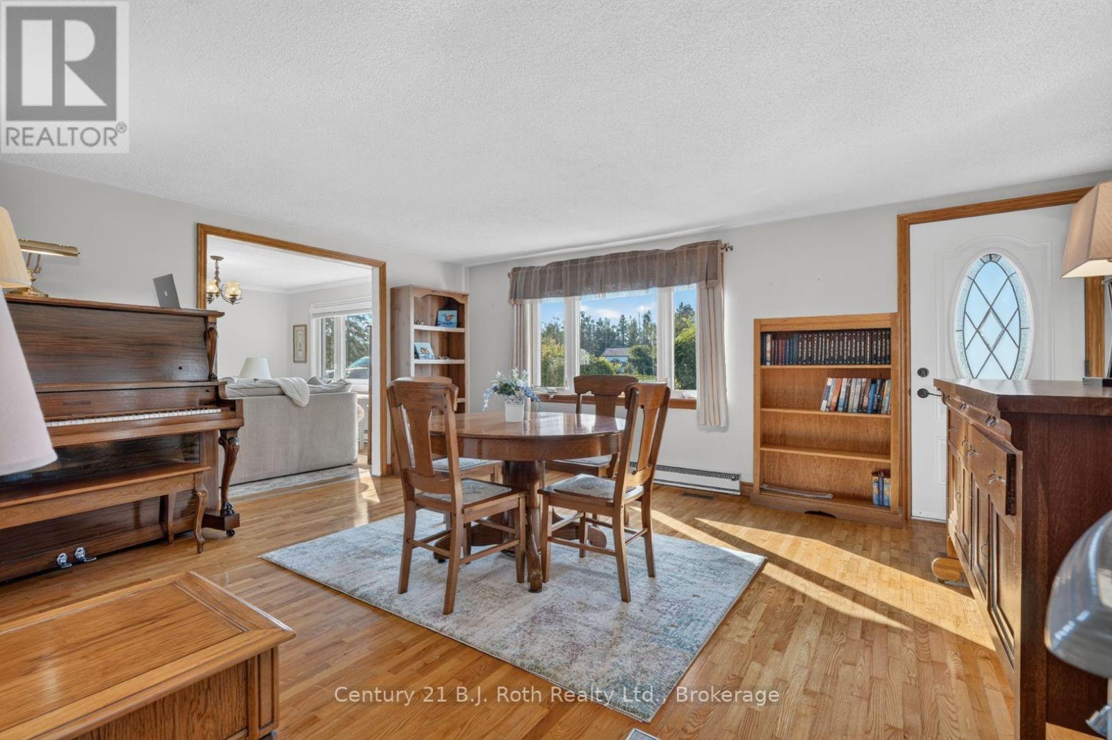 2381 11 HIGHWAY - 12