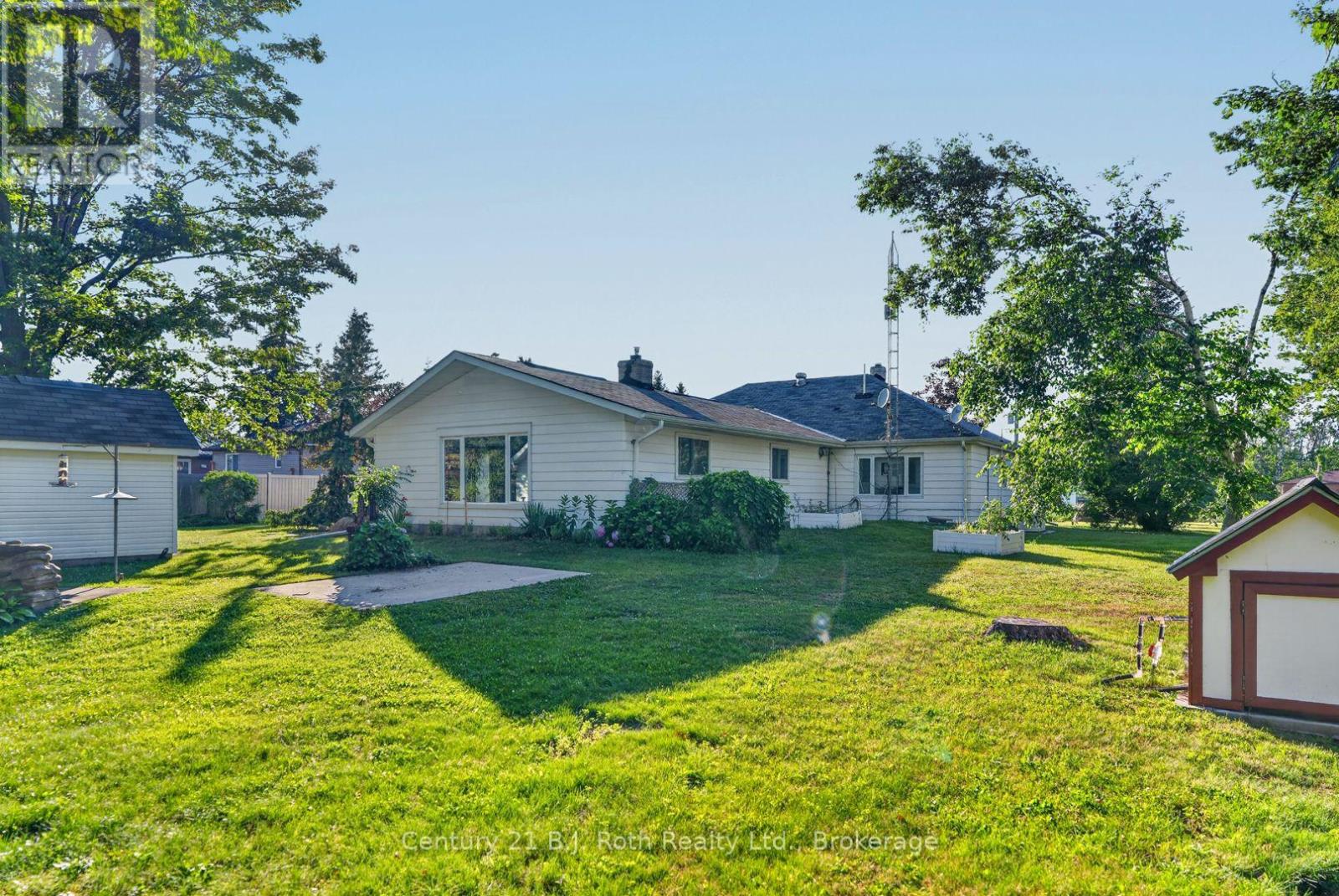 2381 11 HIGHWAY - 36