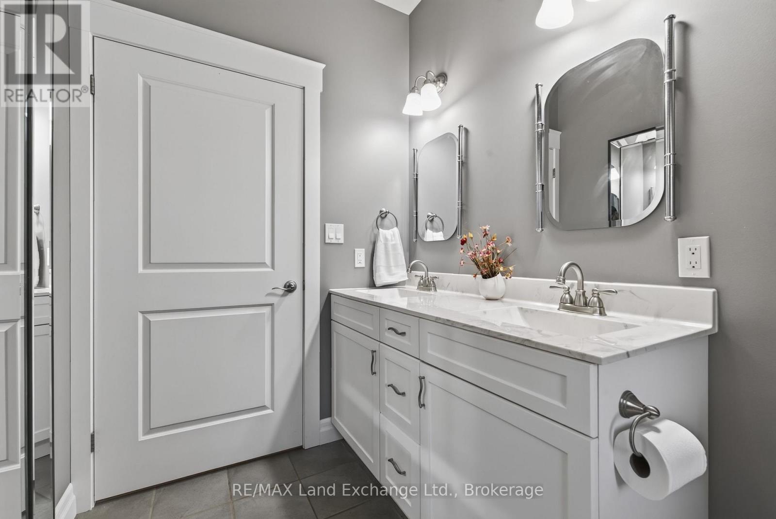 229 CARLOWAY TRAIL - Image 27