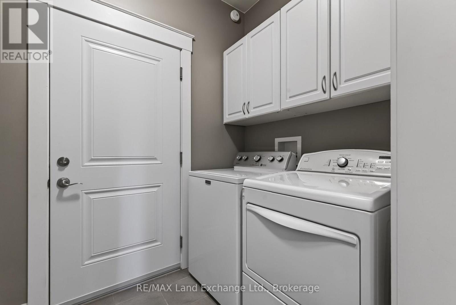 229 CARLOWAY TRAIL - Image 28