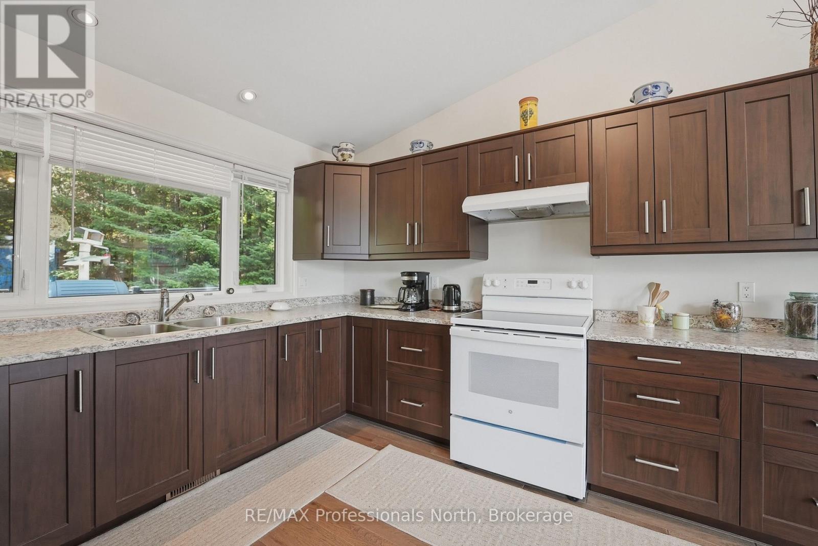 1114 MISKWABI LAKE ROAD - Image 20