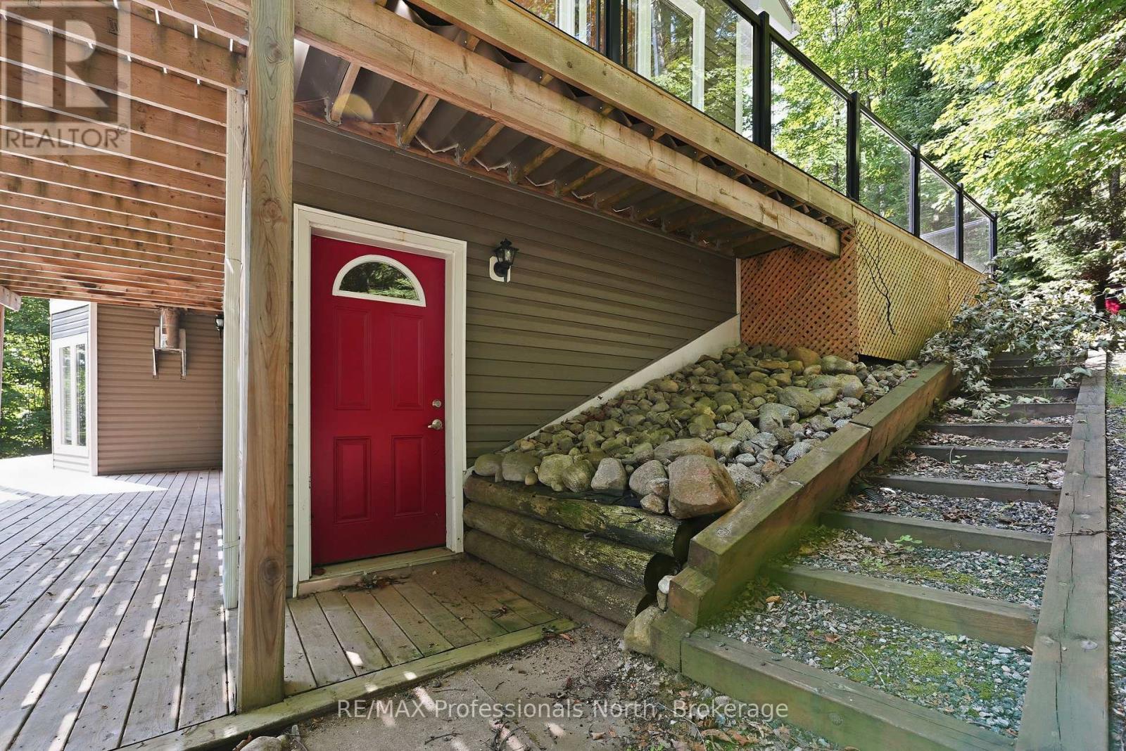 1114 MISKWABI LAKE ROAD - Image 35