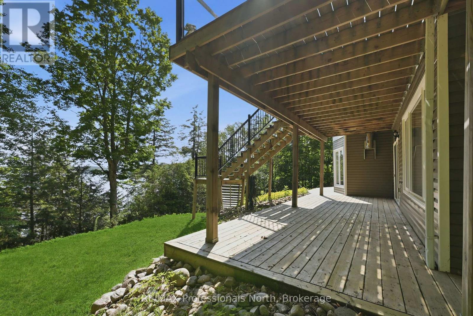 1114 MISKWABI LAKE ROAD - Image 36