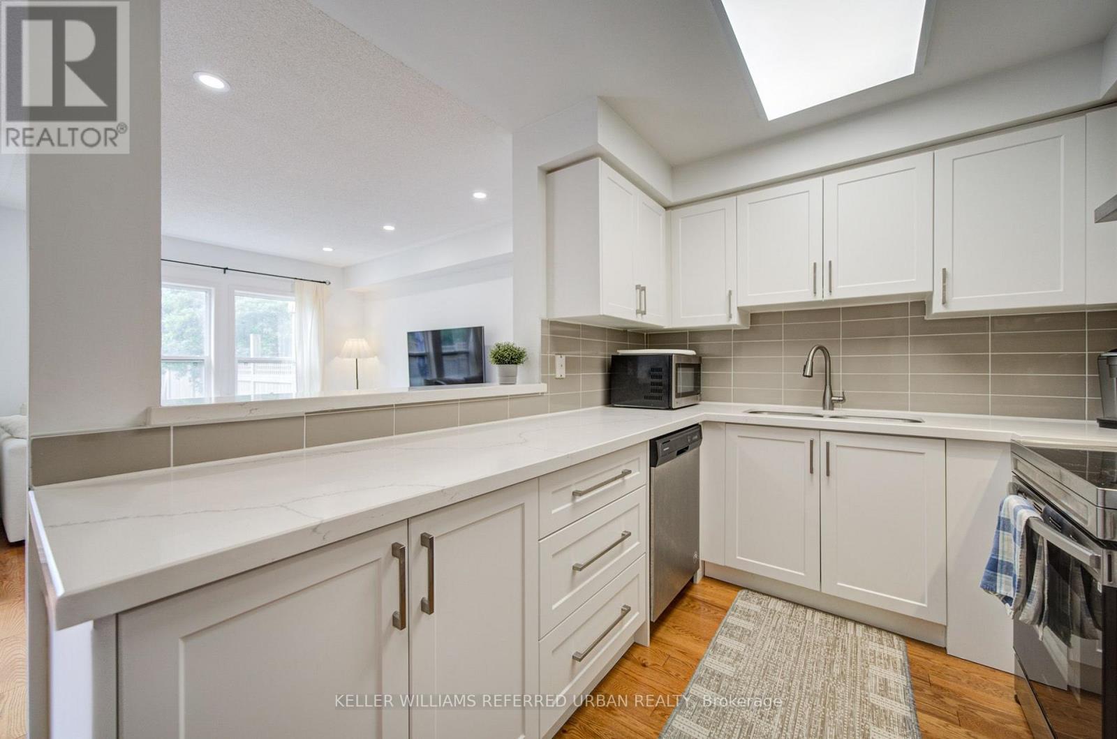 19 EVELYN BUCK LANE - 8