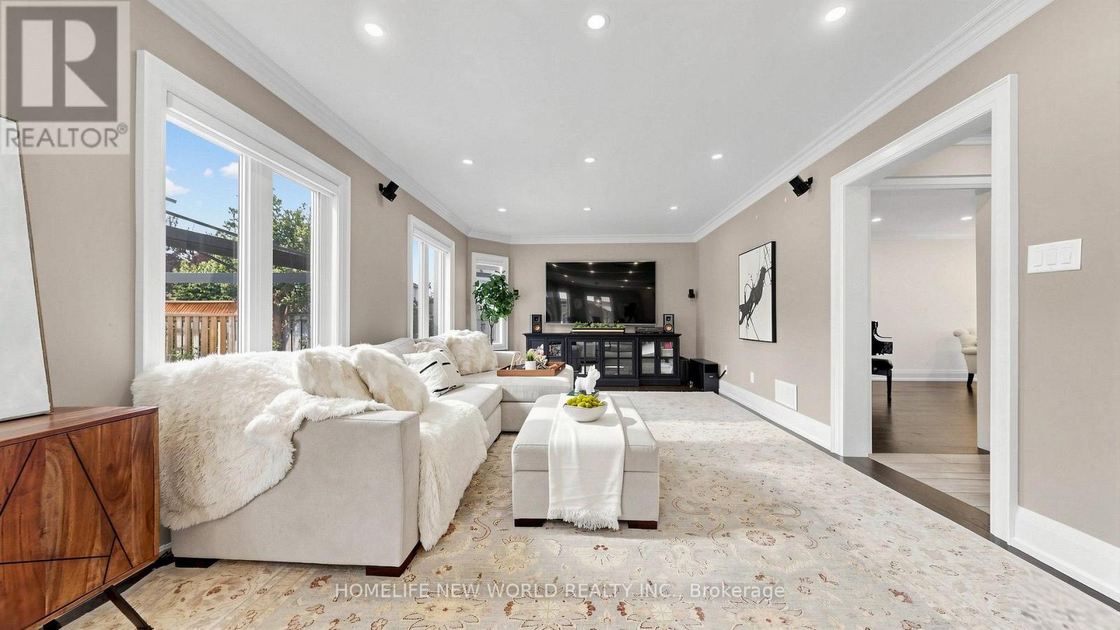 526 CUNNINGHAM DRIVE - 14