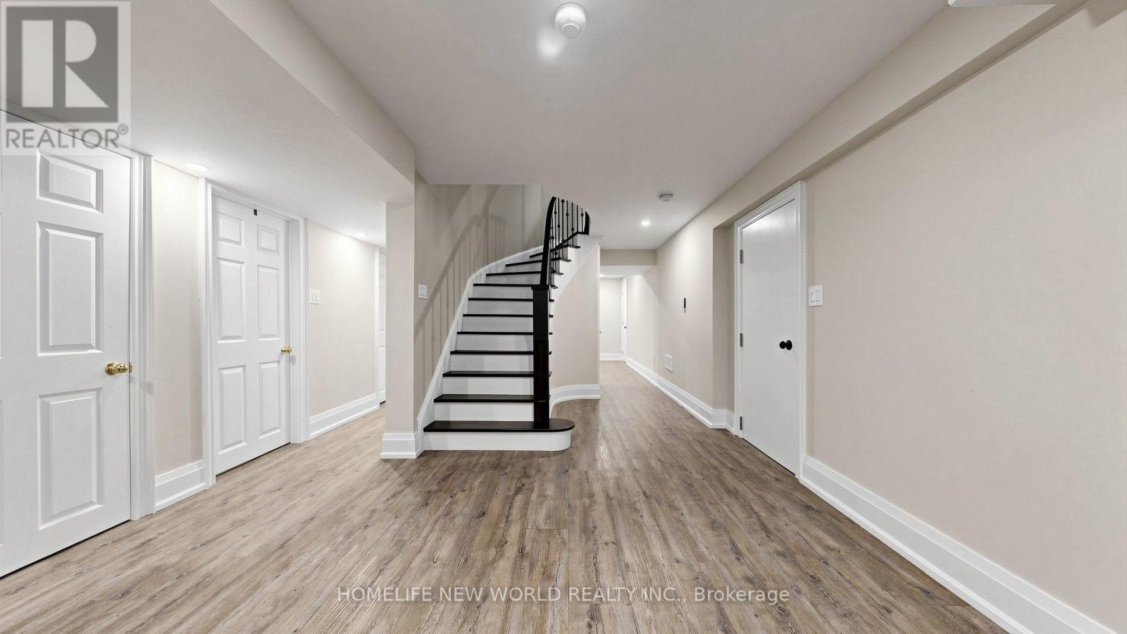 526 CUNNINGHAM DRIVE - 31