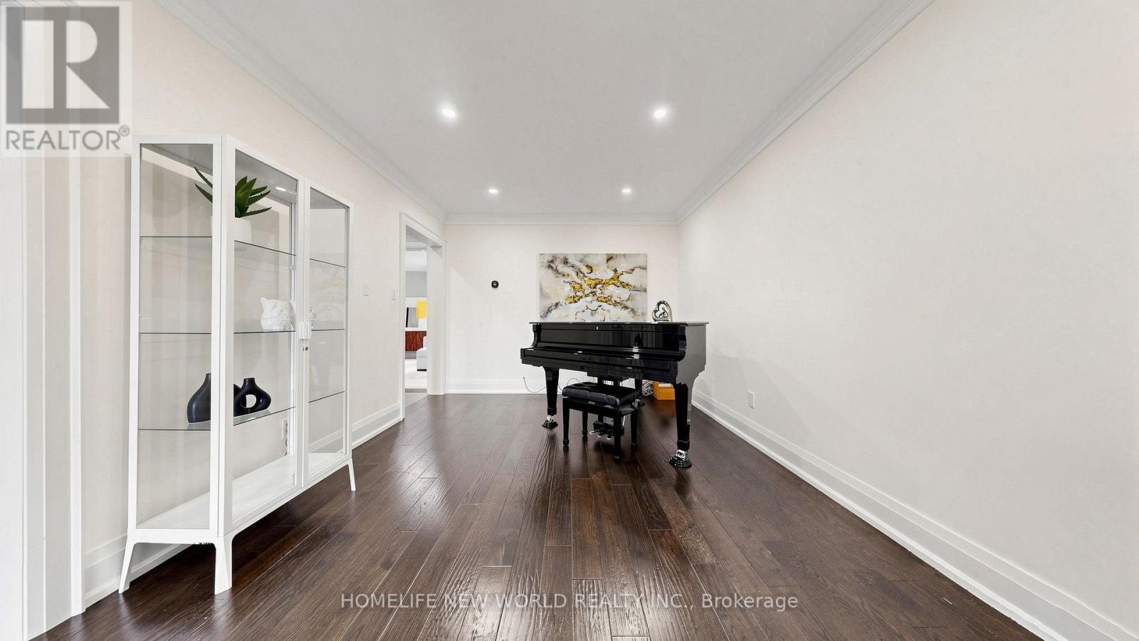 526 CUNNINGHAM DRIVE - 5