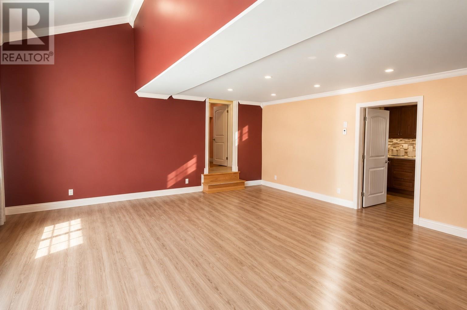 6-10 Conception Bay Highway, Lakeview — photo 2