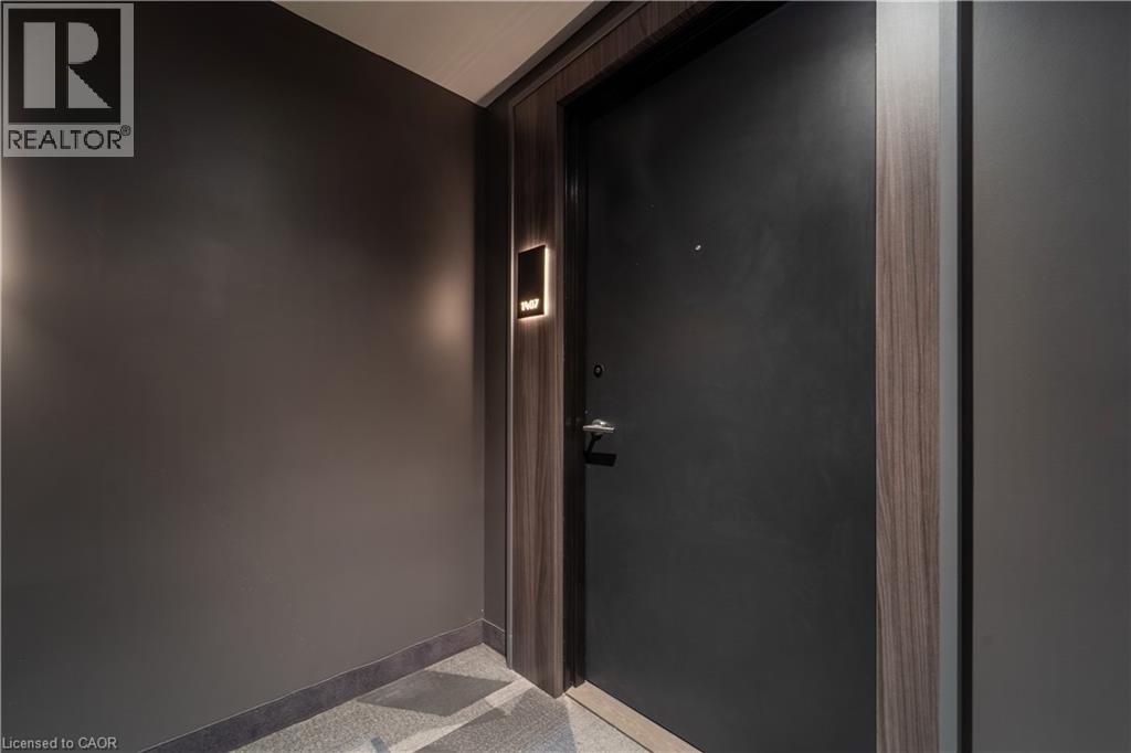 5 WELLINGTON Street S Unit# 1407, Kitchener — photo 2