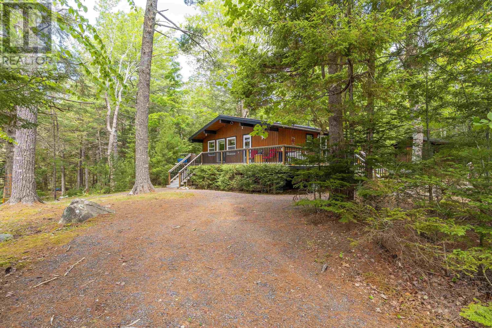 168 Tri Lake Drive, Labelle — photo 2