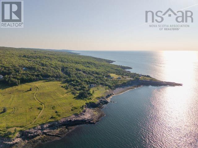 Property 36 of 39 of 1371 Lighthouse Road