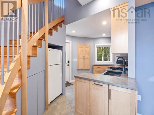 Property 8 of 39 of 1371 Lighthouse Road