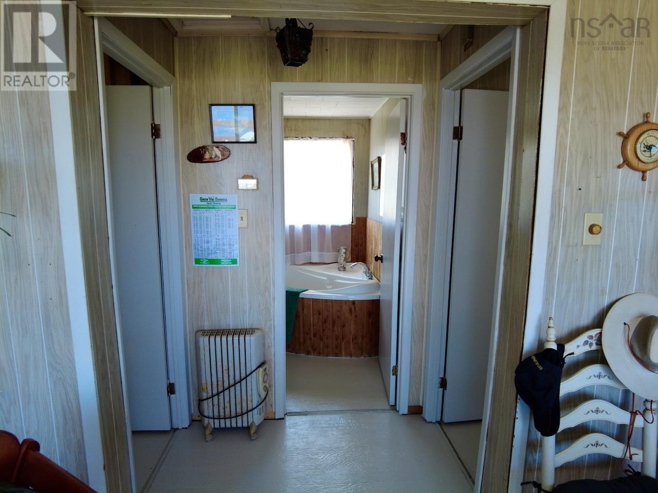 19 Rockwell Lane - 35