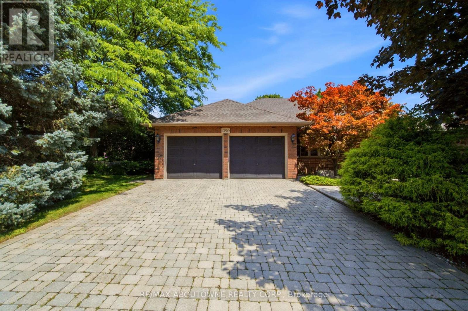 1090 CROFTON WAY - 2