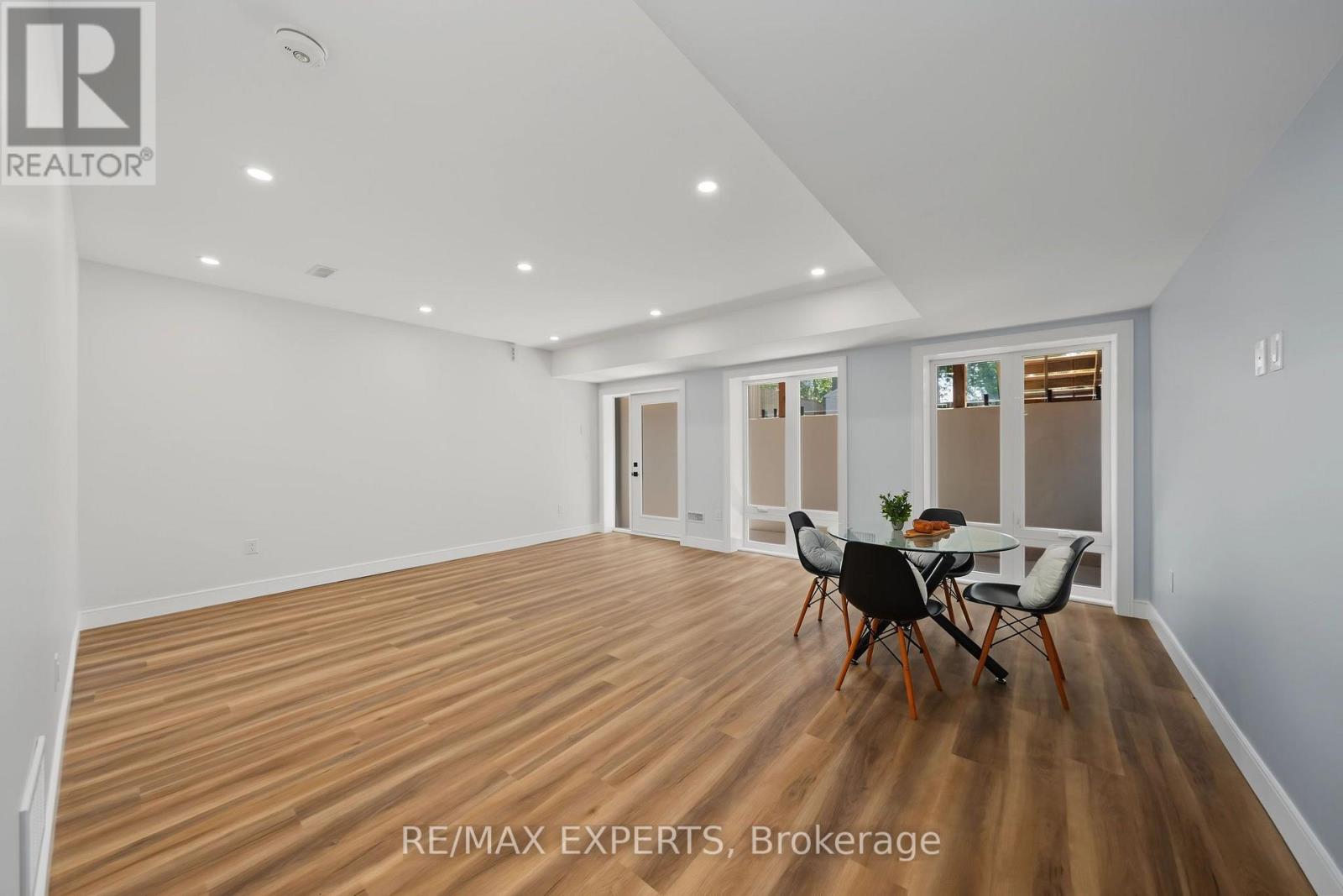 1062 ALEXANDRA AVENUE - Image 43