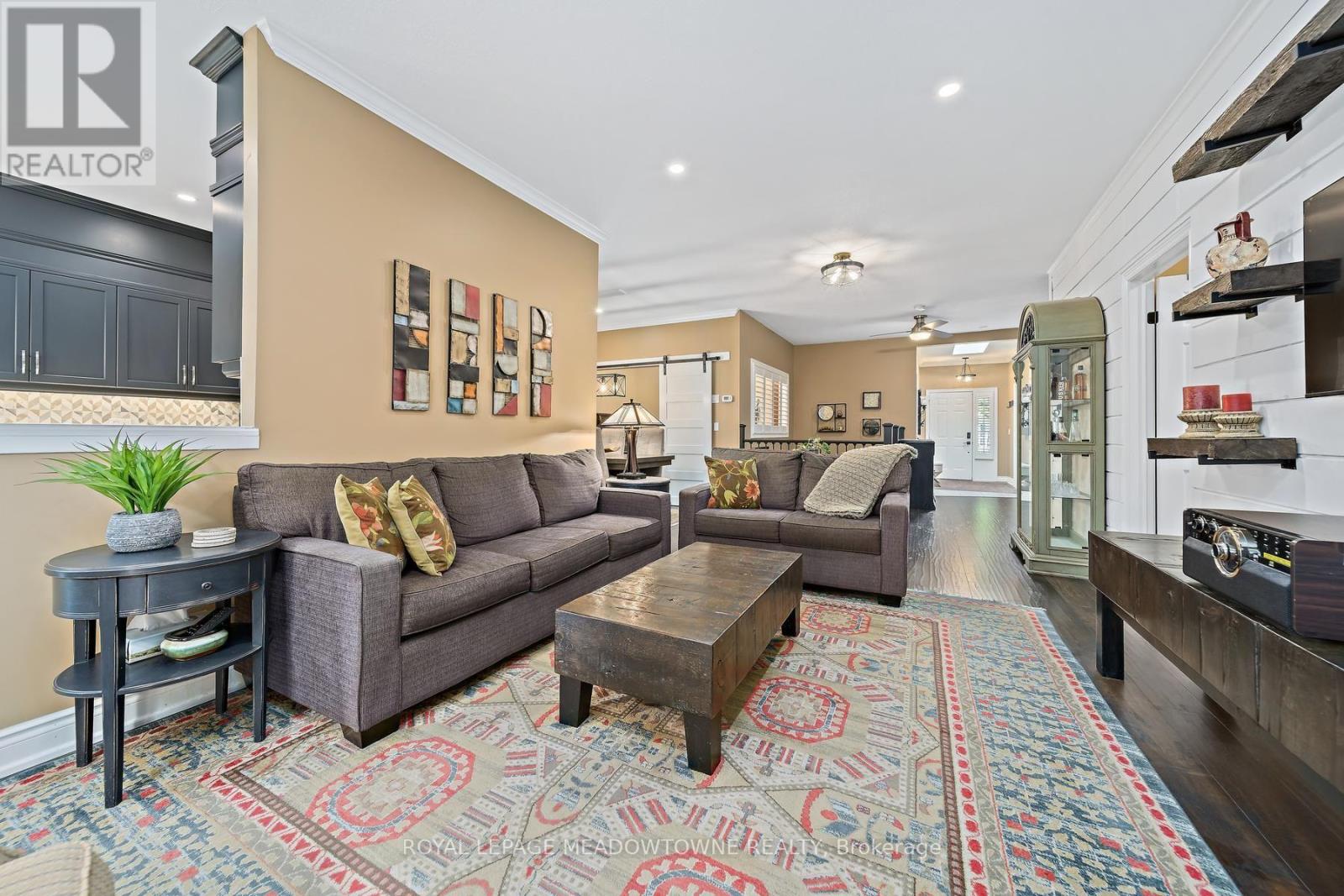 12 FAIRWAY LANE - Image 14