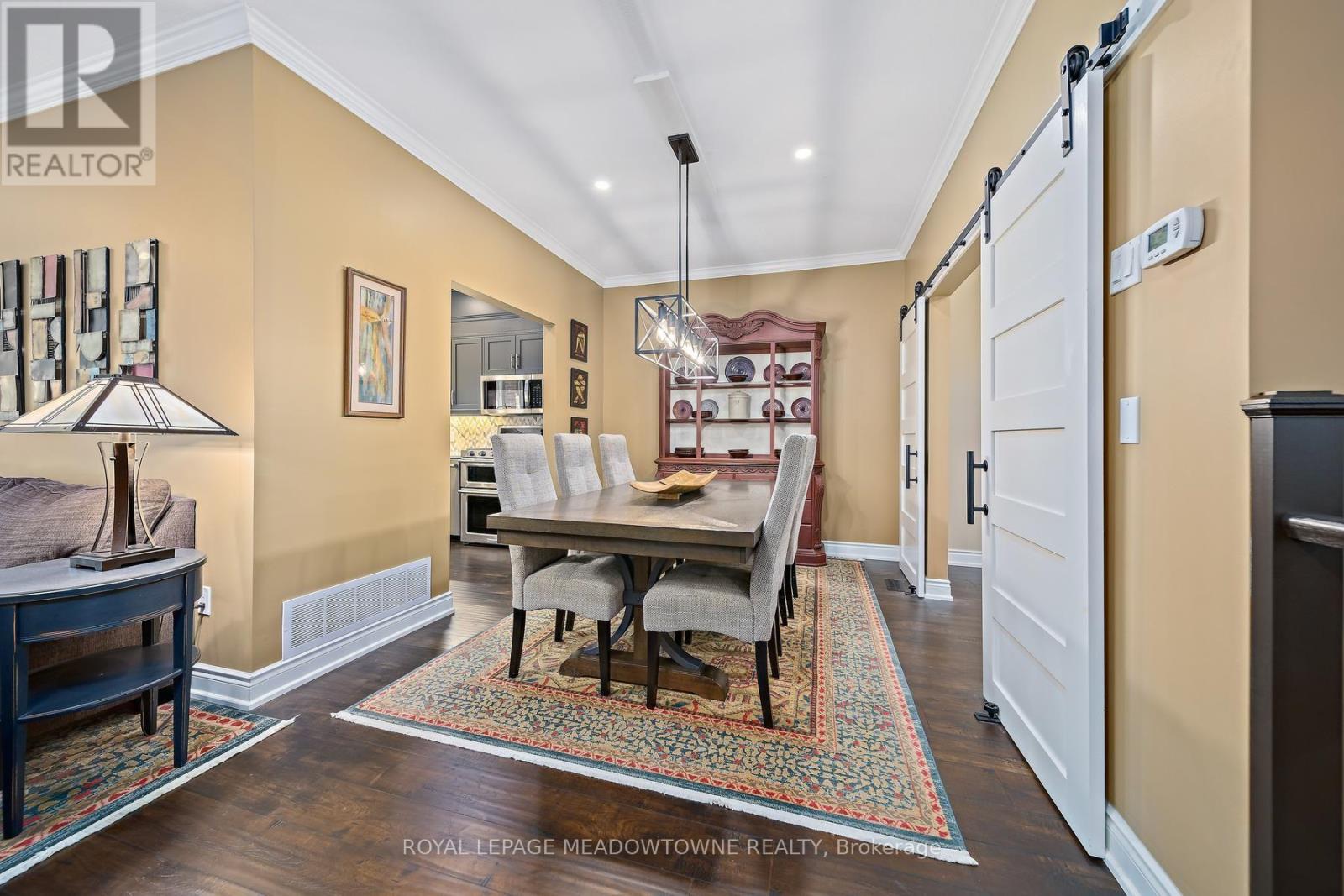 12 FAIRWAY LANE - Image 21