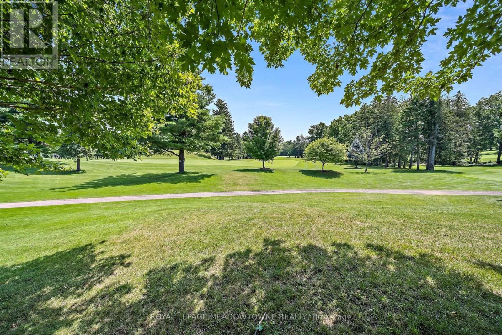 12 FAIRWAY LANE - Image 46
