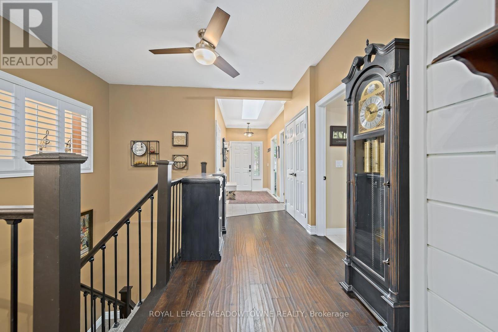 12 FAIRWAY LANE - Image 8