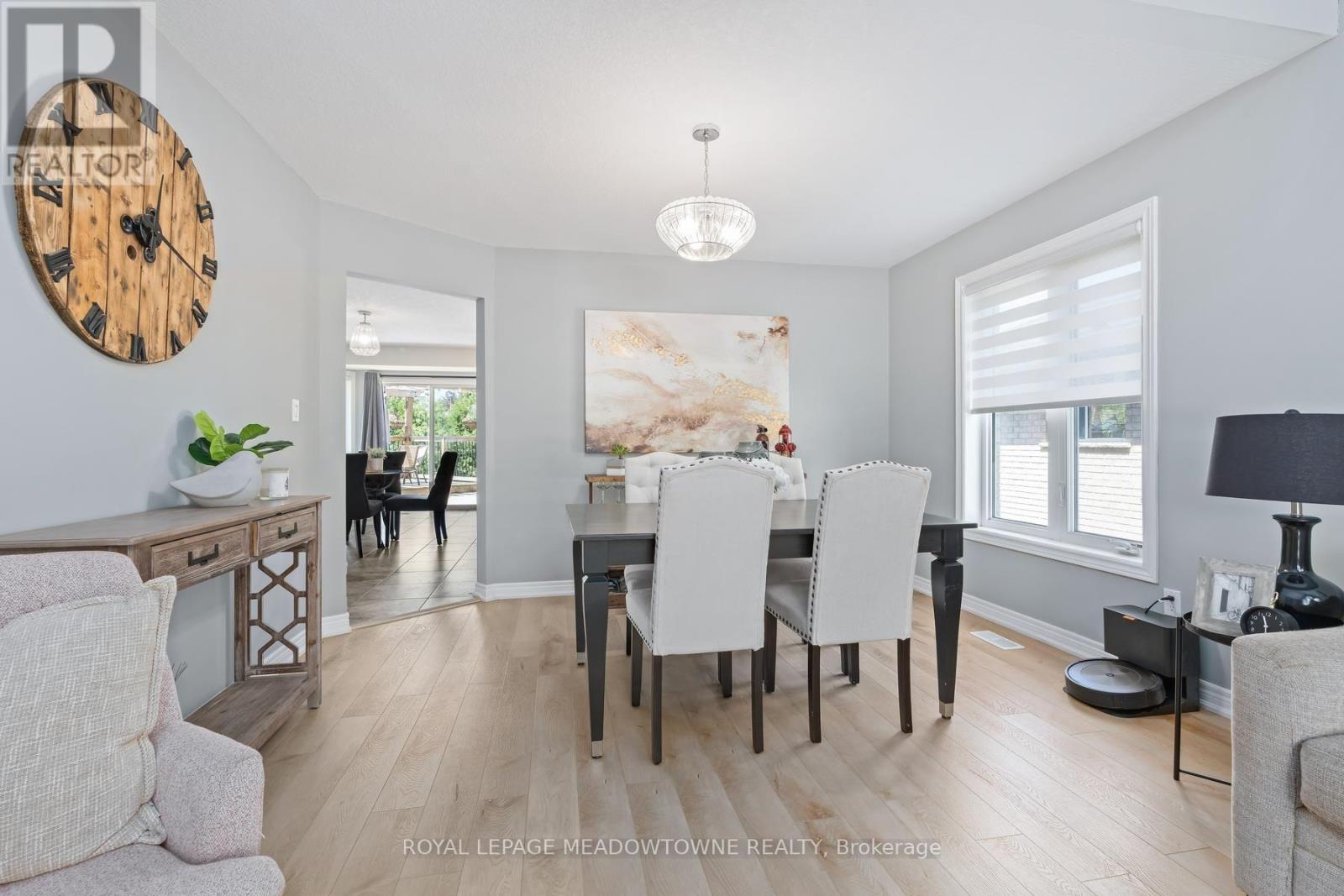 112 SCHMIDT DRIVE - 11