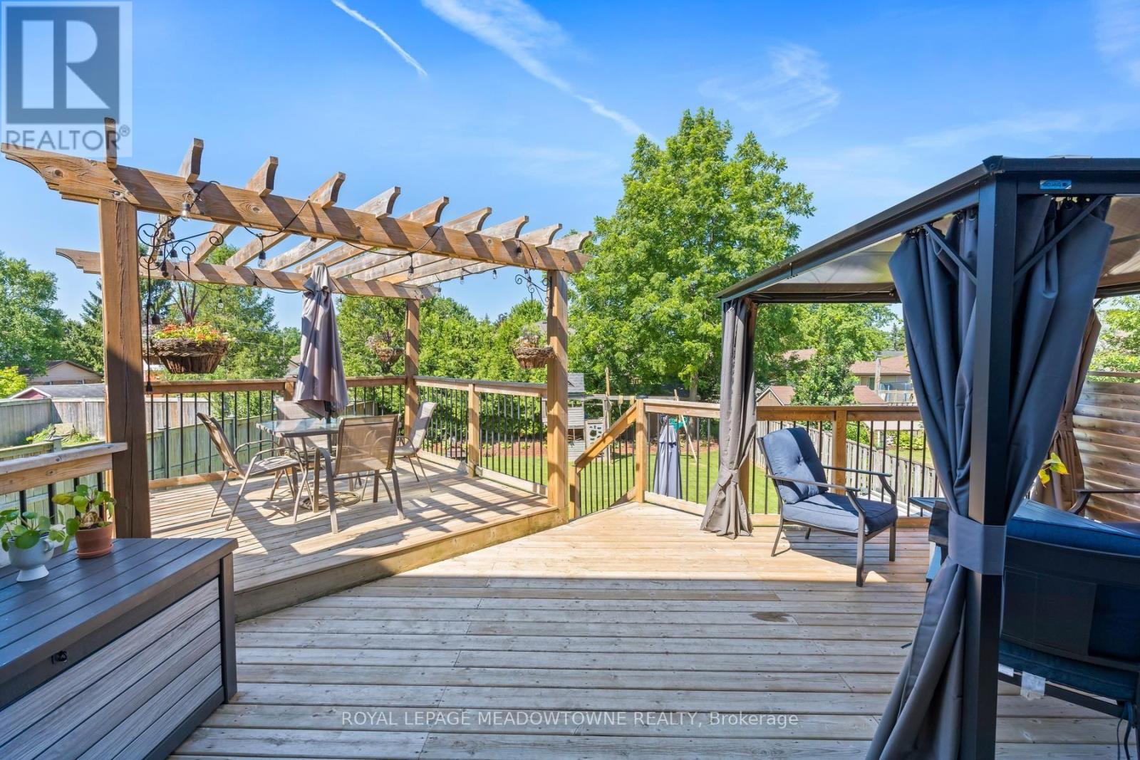 112 SCHMIDT DRIVE - 37