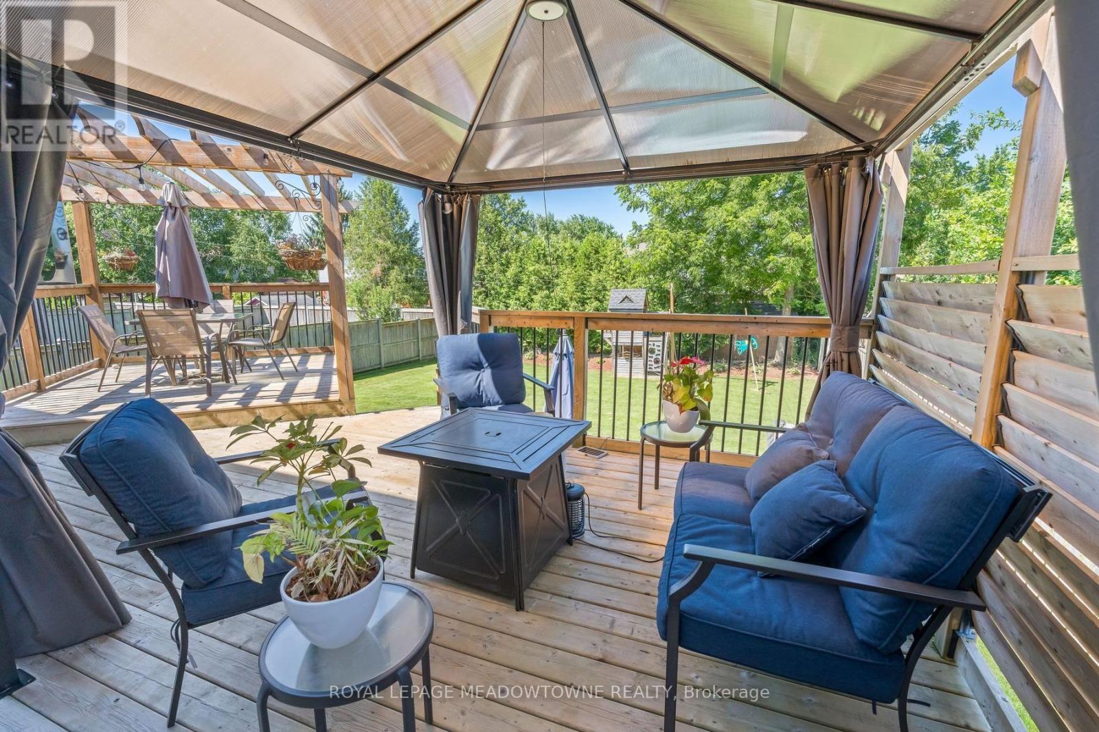 112 SCHMIDT DRIVE - 39