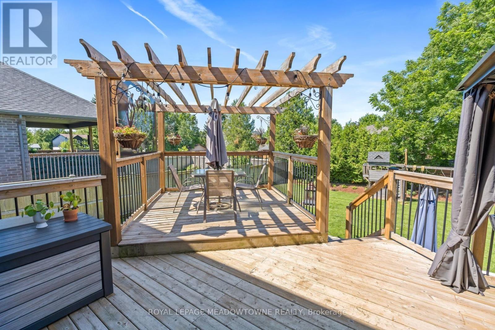 112 SCHMIDT DRIVE - 40
