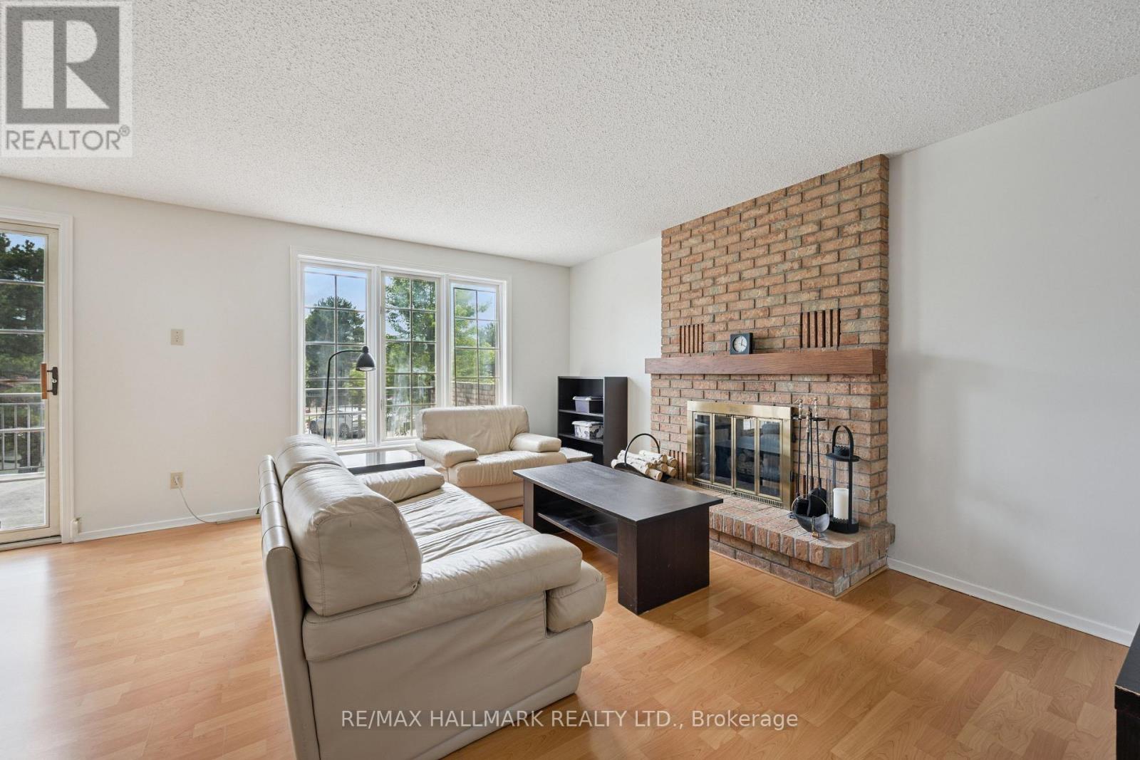 #1 489 BEECHWOOD DRIVE - Image 4