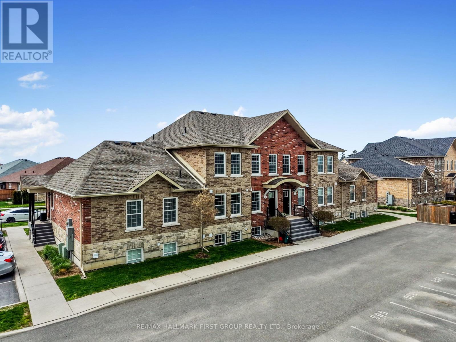 #509 470 LONSBERRY DRIVE - 1