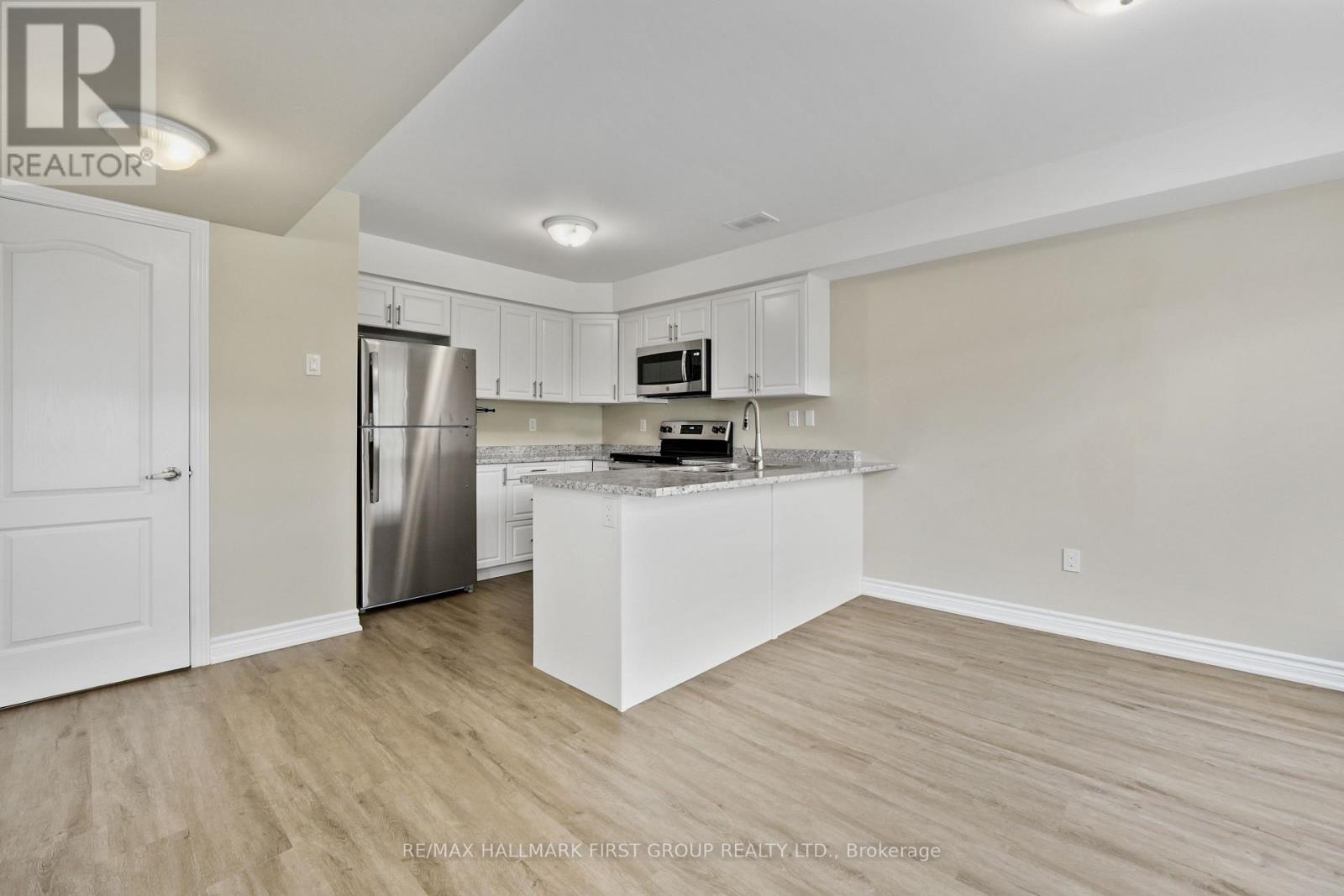 #509 470 LONSBERRY DRIVE - Image 10