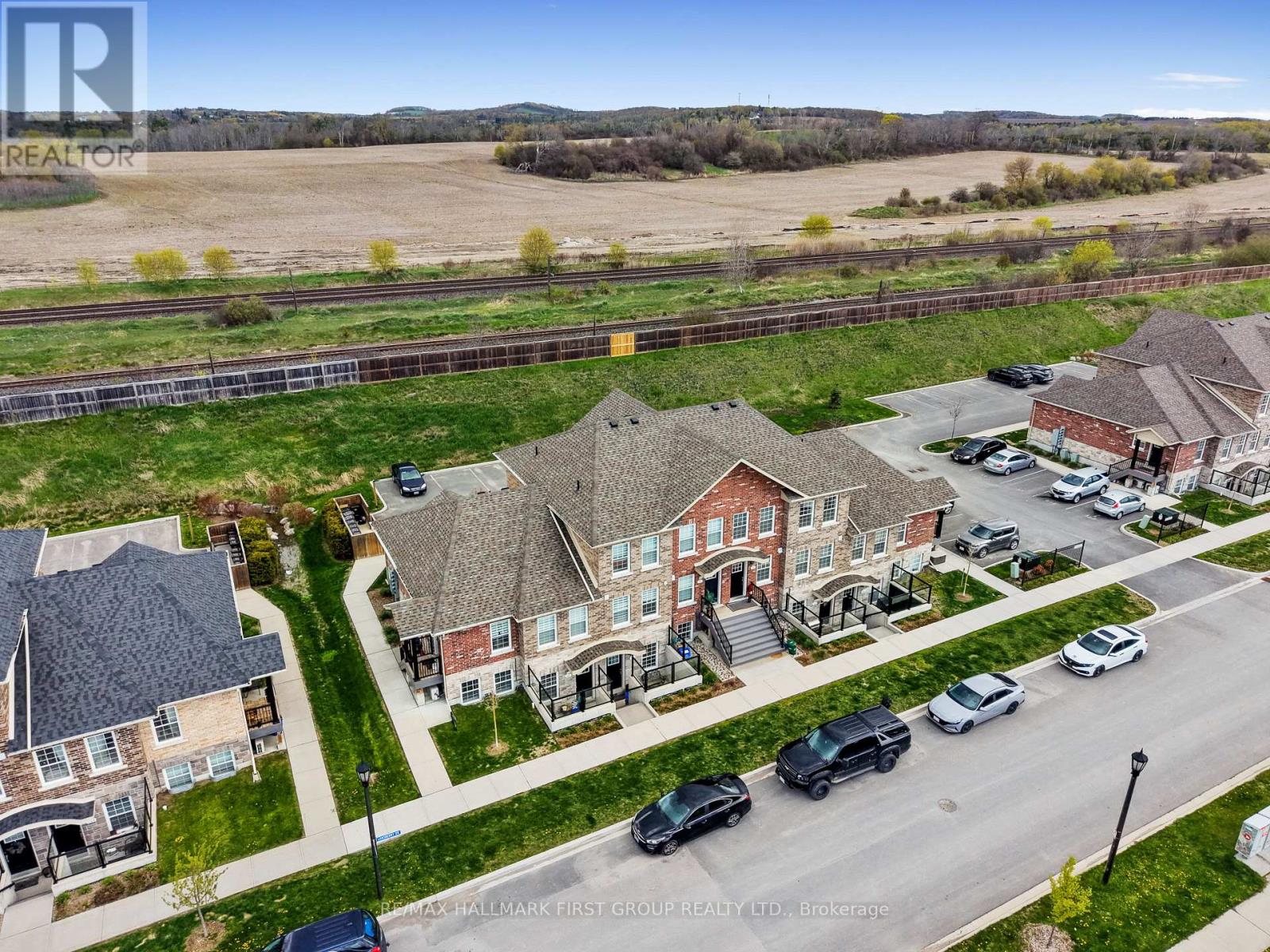 #509 470 LONSBERRY DRIVE - Image 27