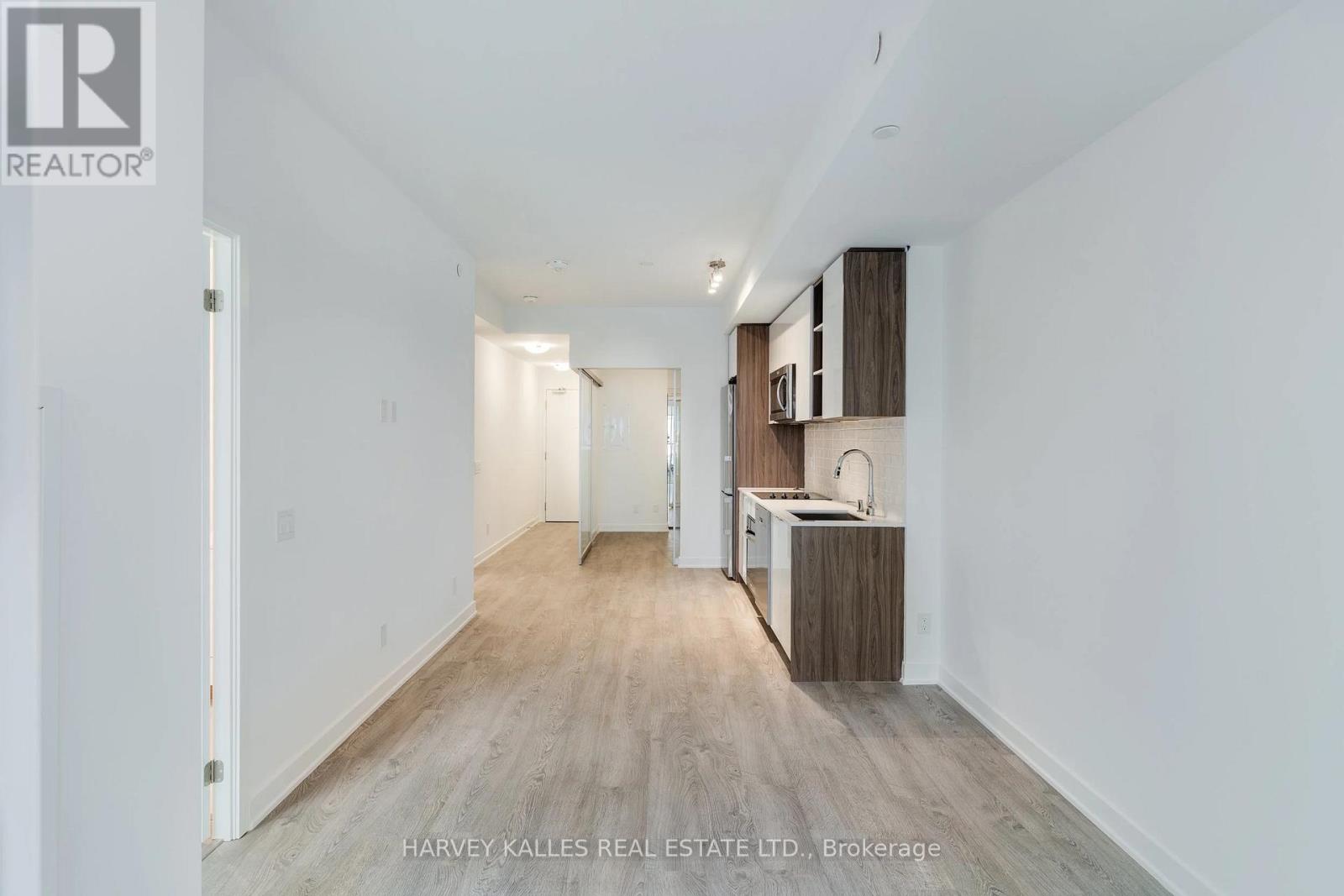 #410 543 RICHMOND STREET W - 10
