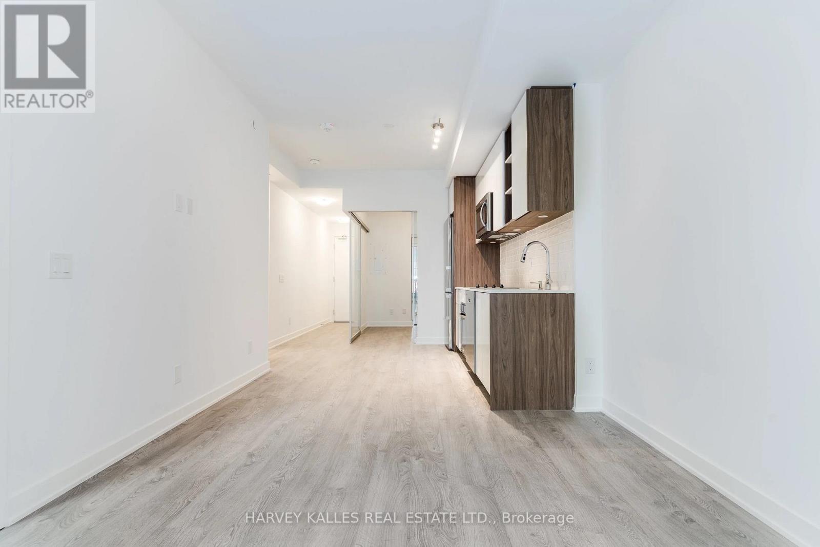 #410 543 RICHMOND STREET W - 7