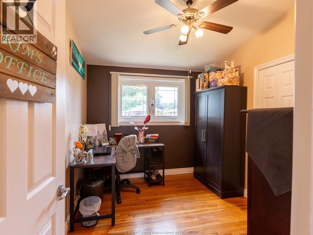976 WATSON - 18