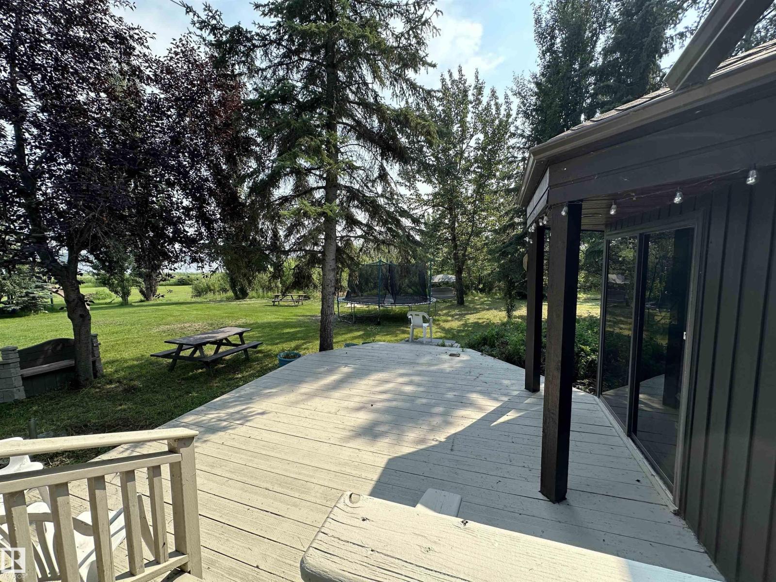 61 Lakeshore DR - 23