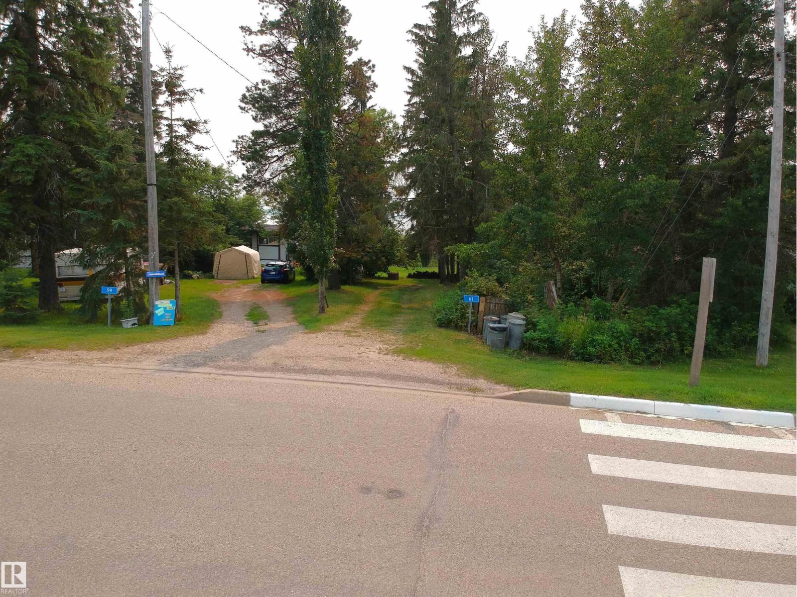 61 Lakeshore DR - 38