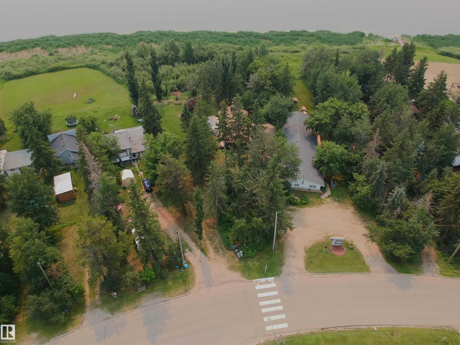 61 Lakeshore DR - Image 41